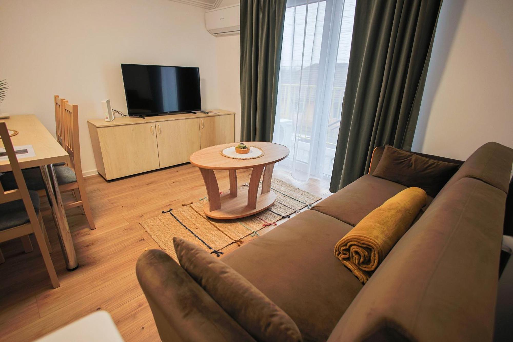 Apartment Domina - Certificat Clasificare 3 Stele, Ministerul Turismului Sinnicolau Mare